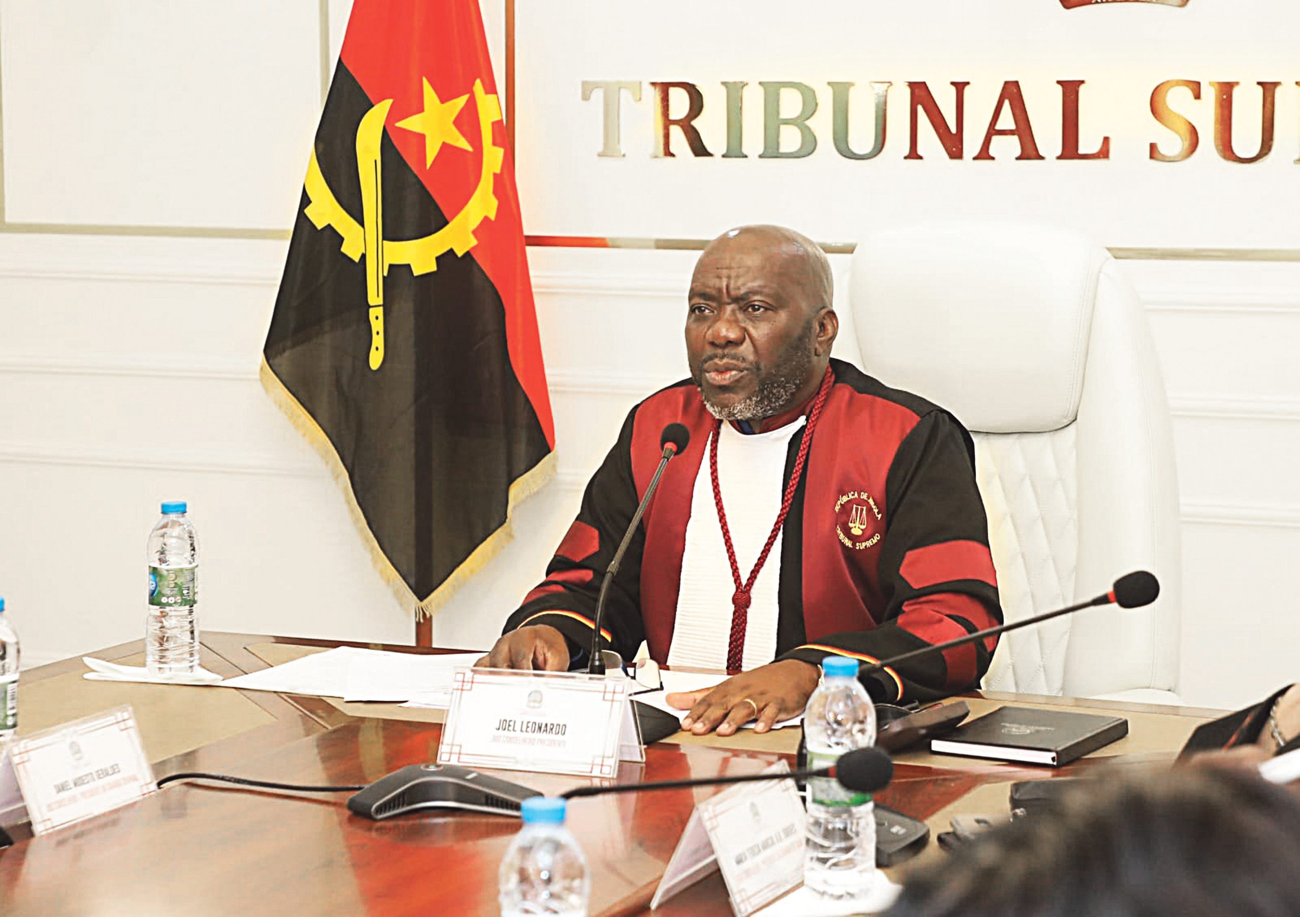 Angola: presidente do Tribunal Supremo demite-se