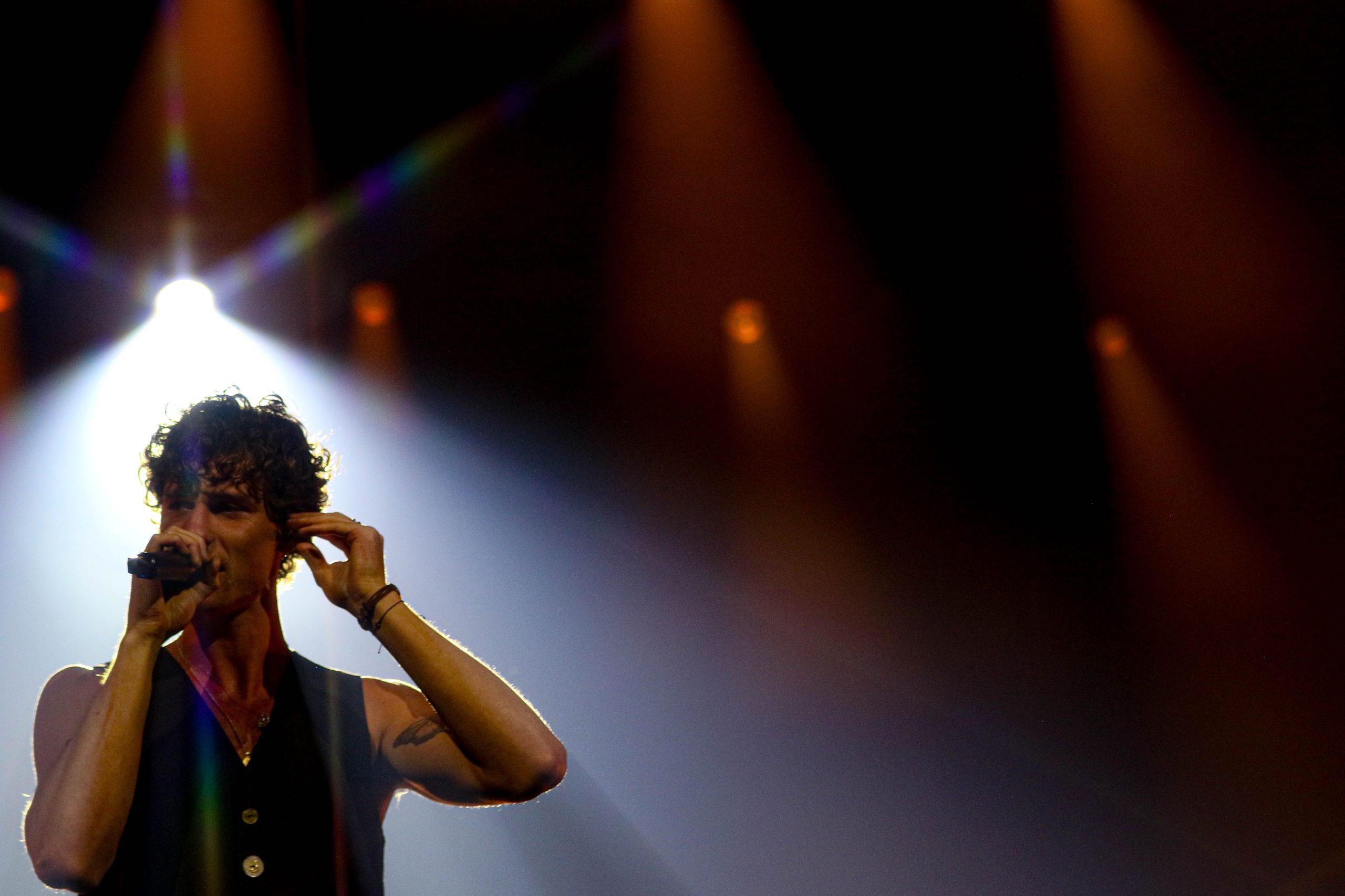 Shawn Mendes emociona Lisboa