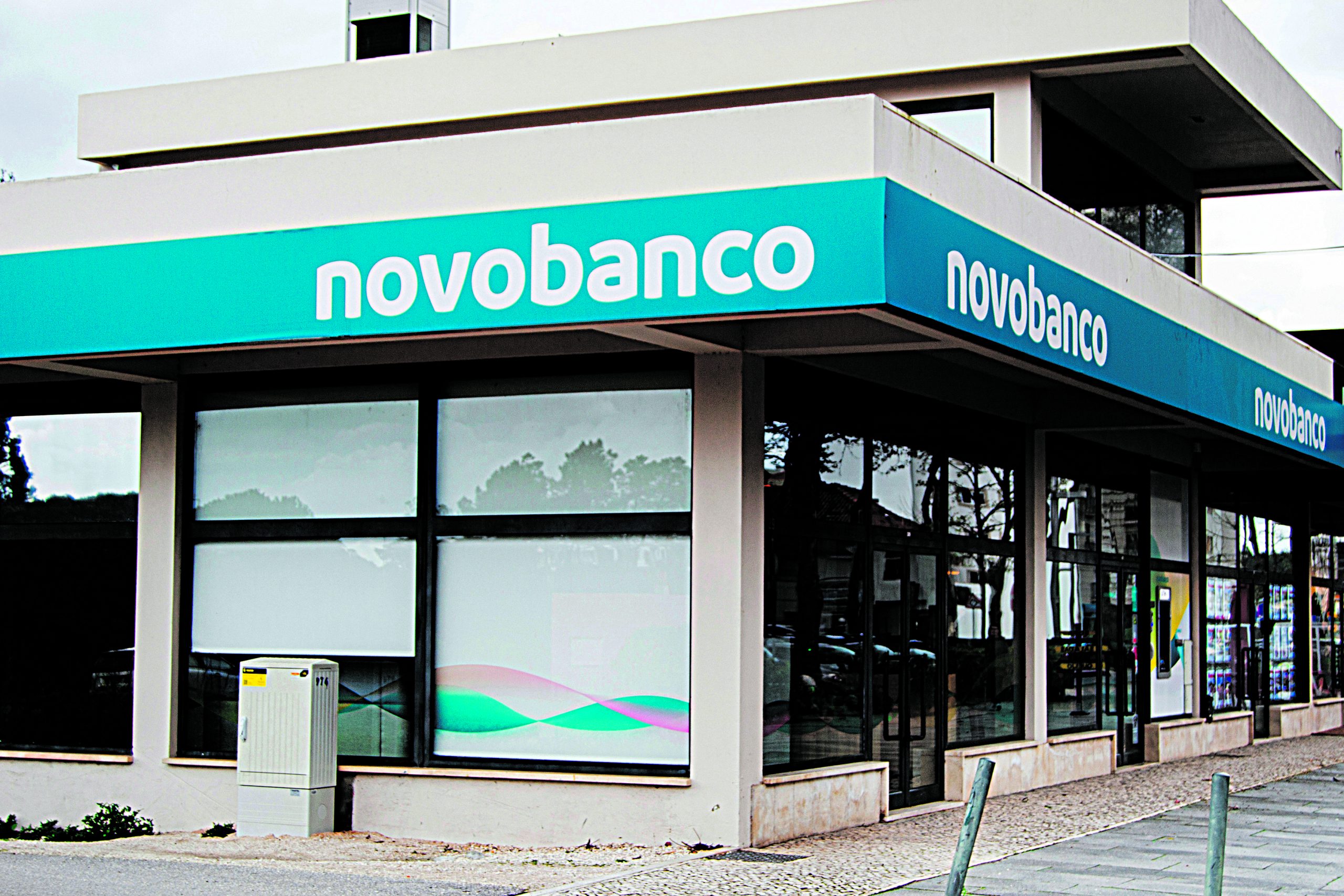 Gestor com ligações a Vieira ganha prémio milionário no Novo Banco