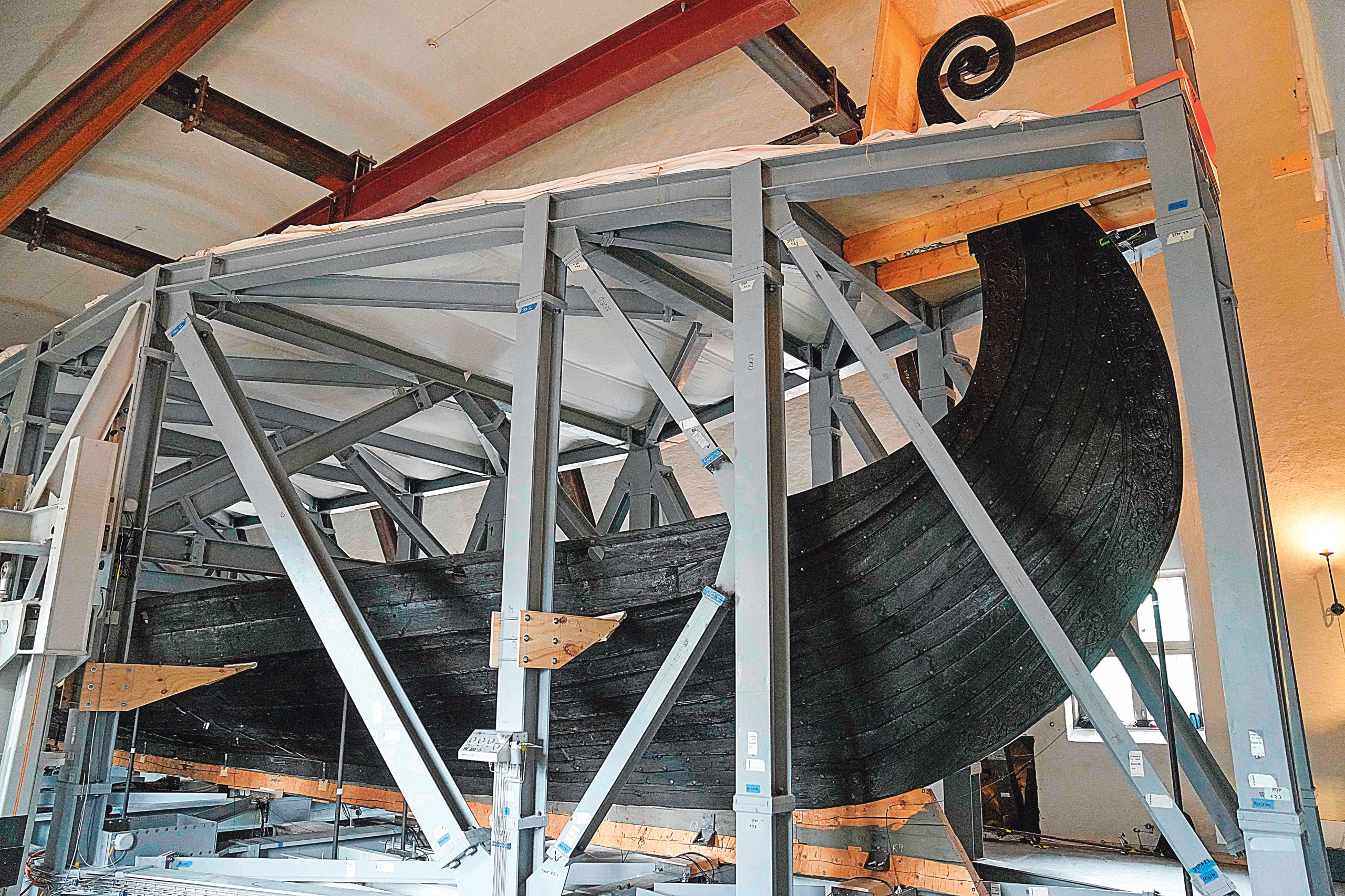 Quando um navio com 1200 anos muda de casa