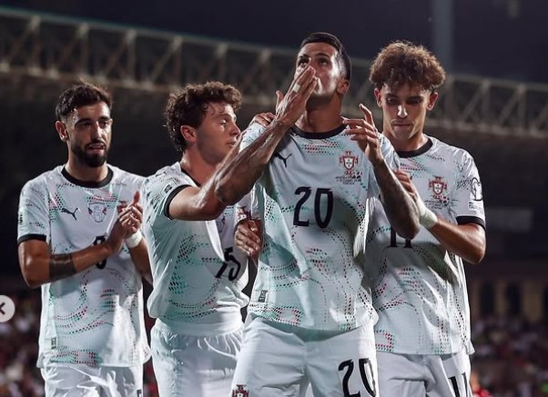 Portugal goleia Arménia por 5-0