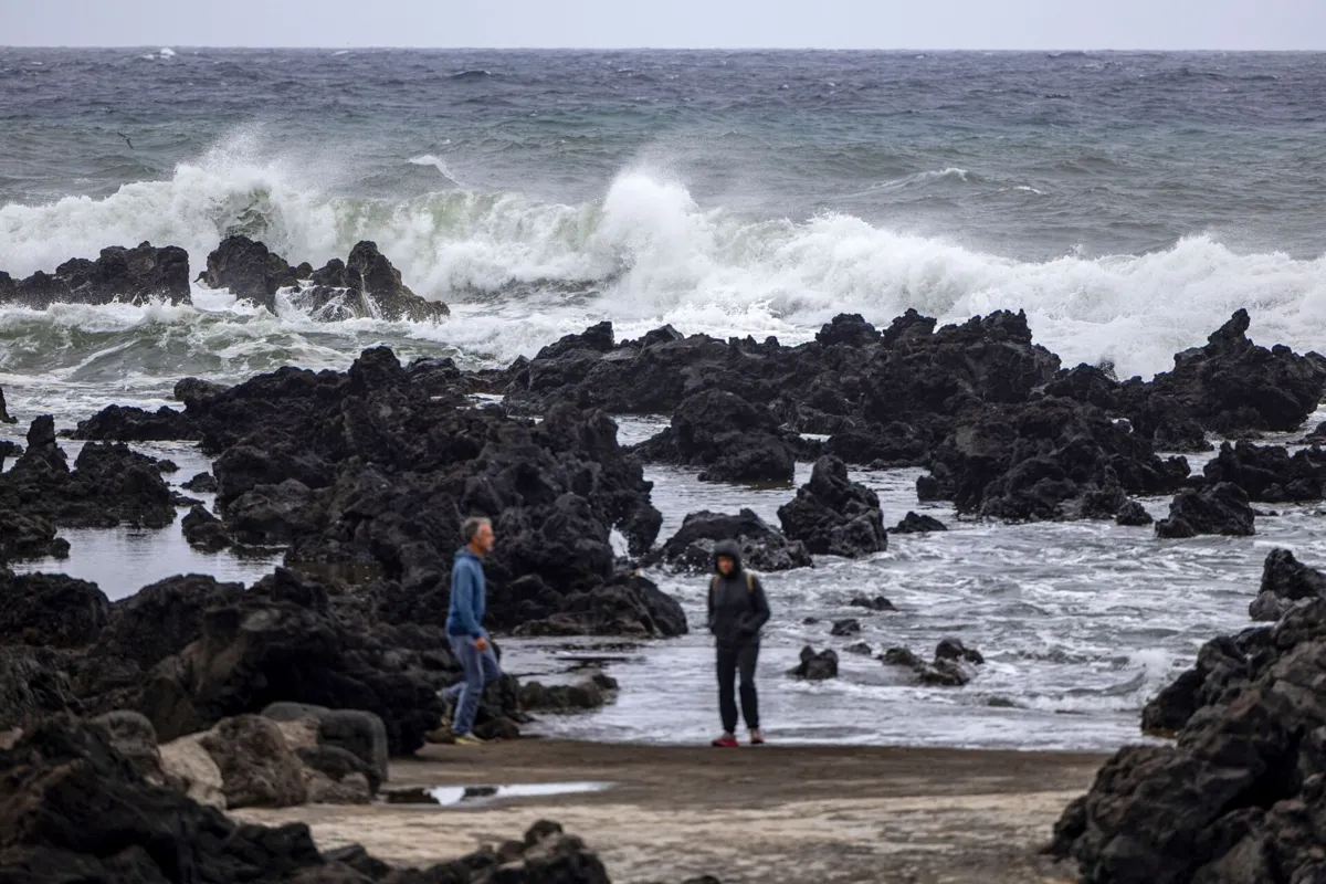 Depois dos Açores, Gabrielle está a caminho do continente e traz chuva e trovoada