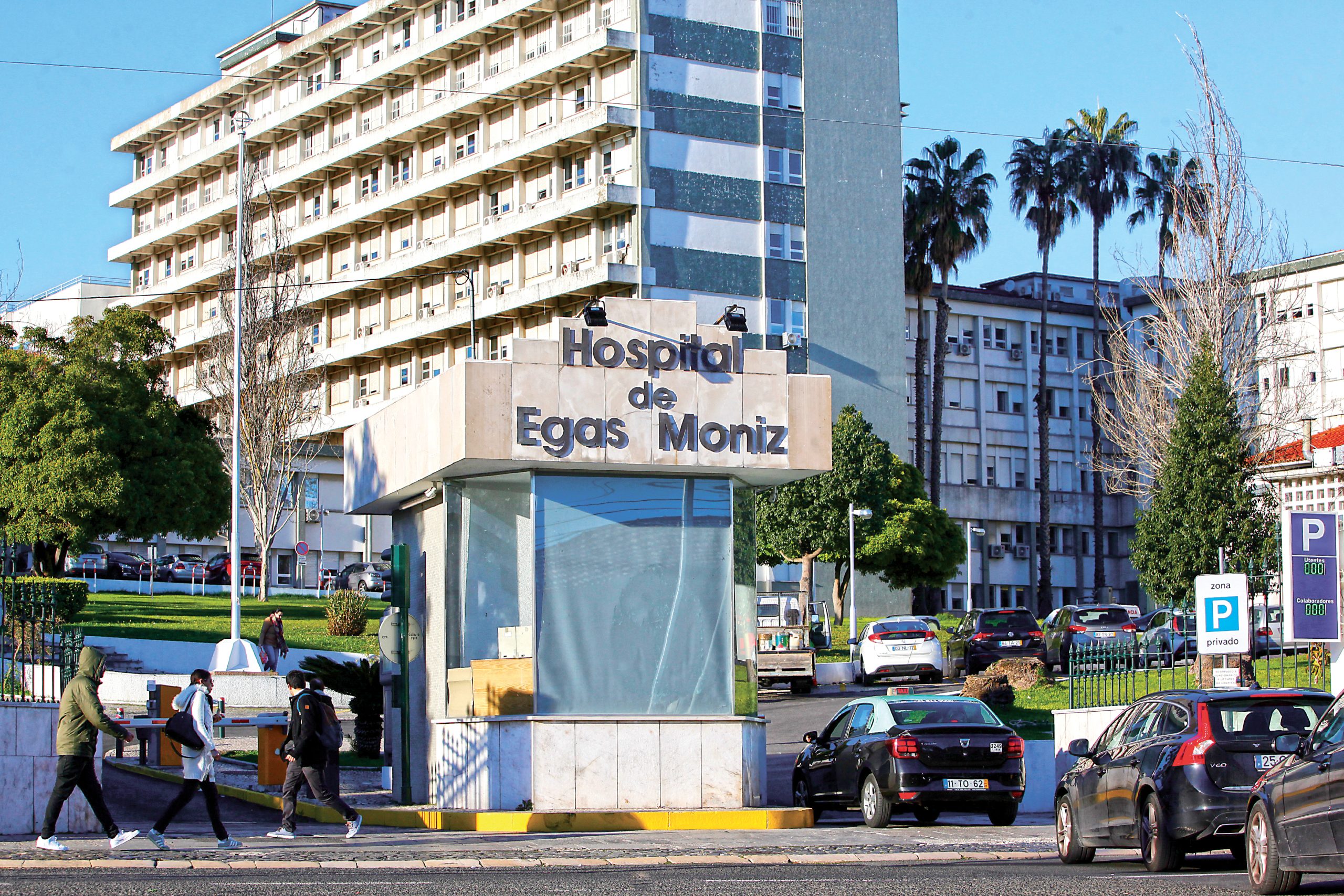 Dermatologia do Egas Moniz põe todos em perigo