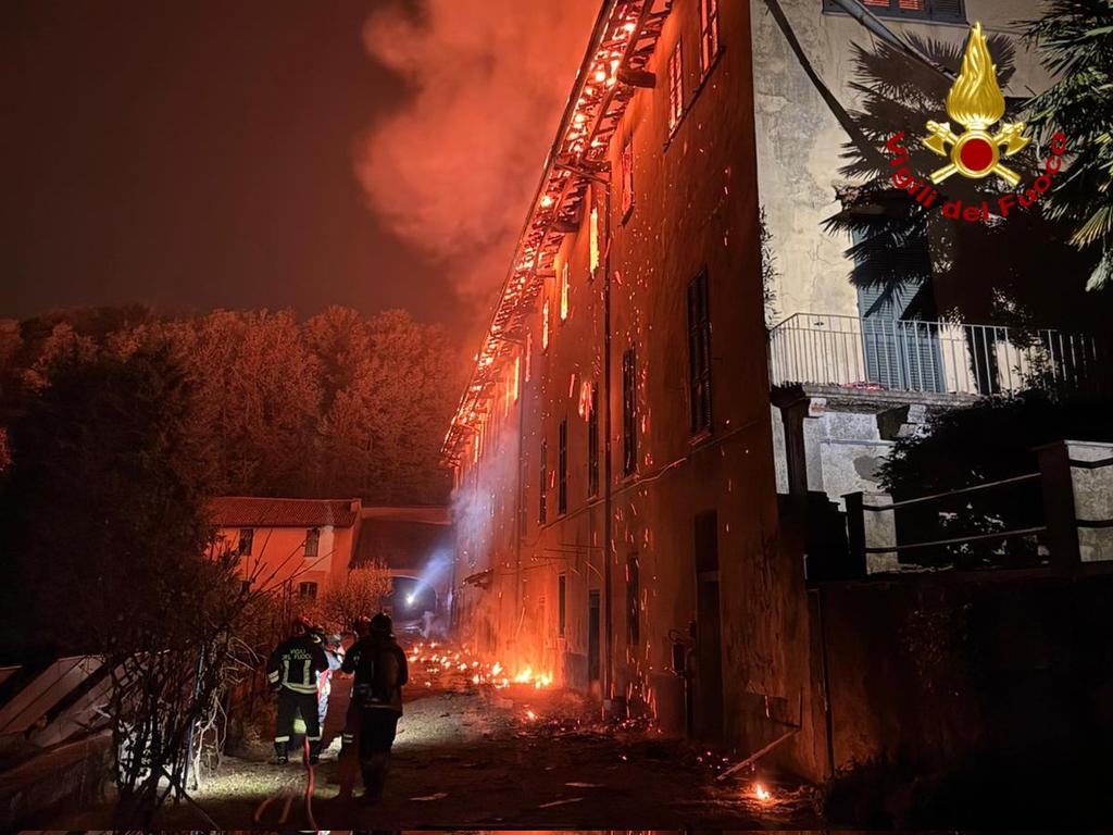 Incêndio destrói mosteiro de Bernaga em Itália