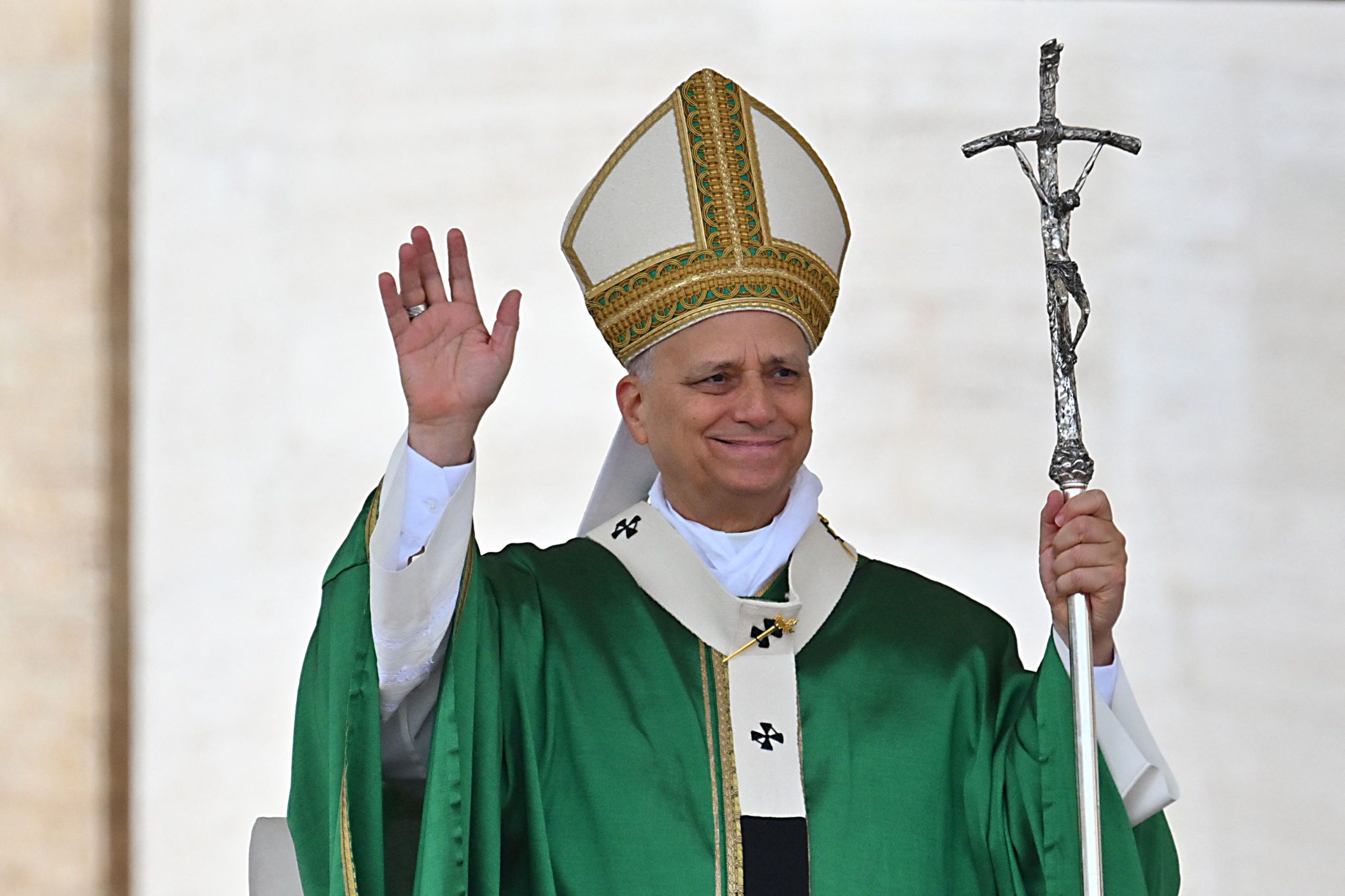 Papa Leão XIV revoga lei que concentrava poder financeiro no banco do Vaticano