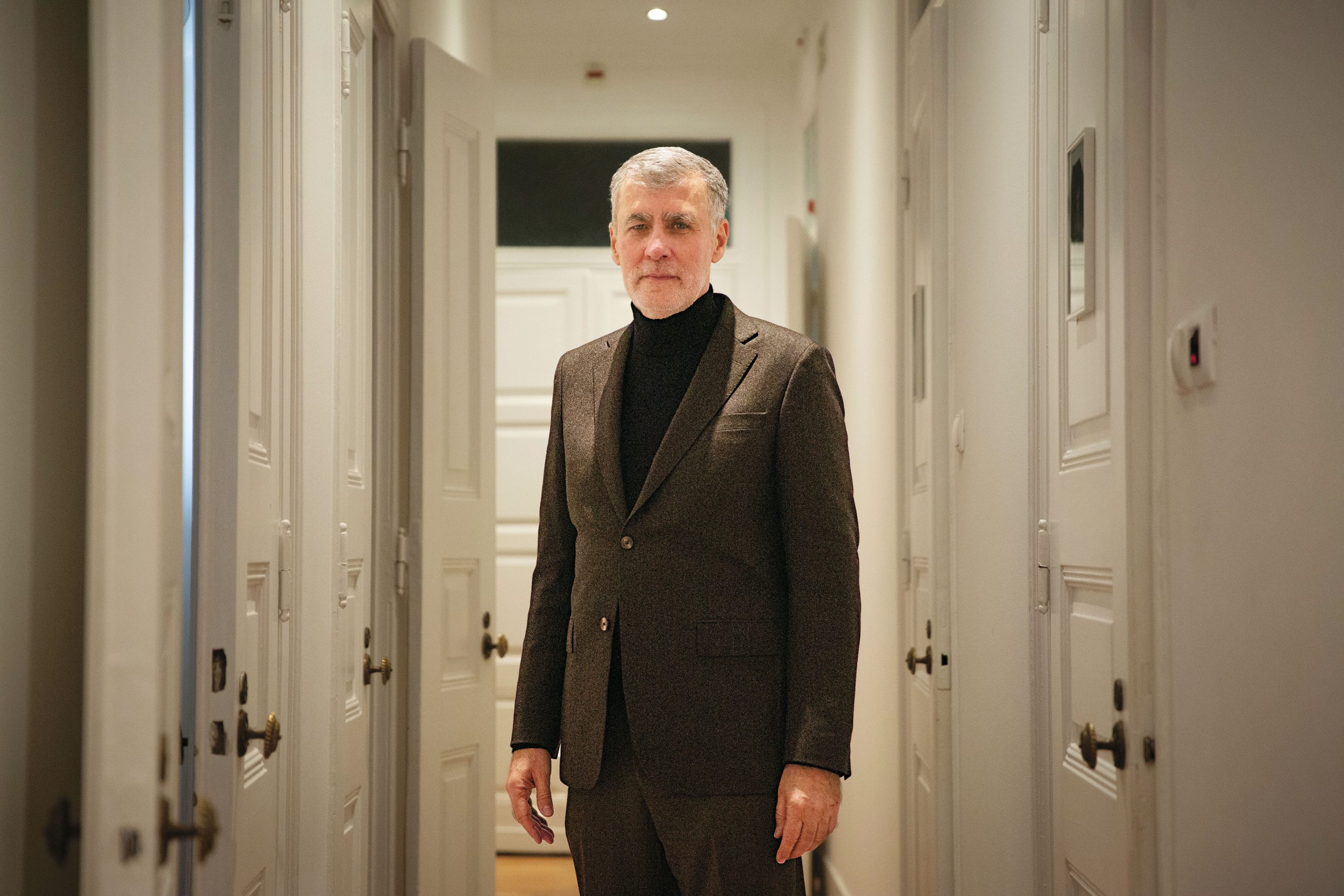 ‘Marques Mendes foi apanhado em escutas a meter cunhas’